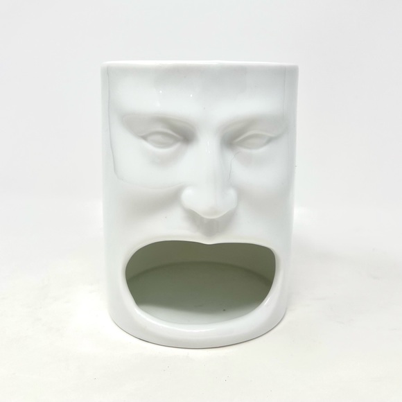Cordon Bleu Cookies & Milk Mug with Face & Open Mouth, White Ceramic Or Planter - Picture 1 of 6